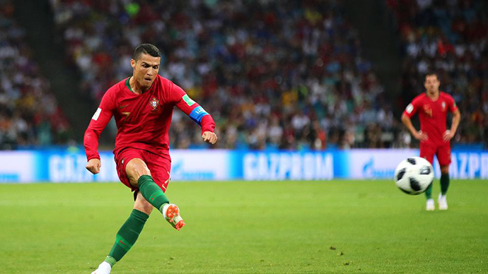 足球专业术语-落叶球意思介绍